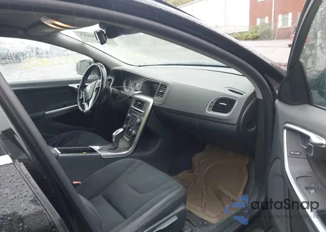 2013 Volvo S60 T5 из США, поврежденный, VIN YV1612FS1D1213917